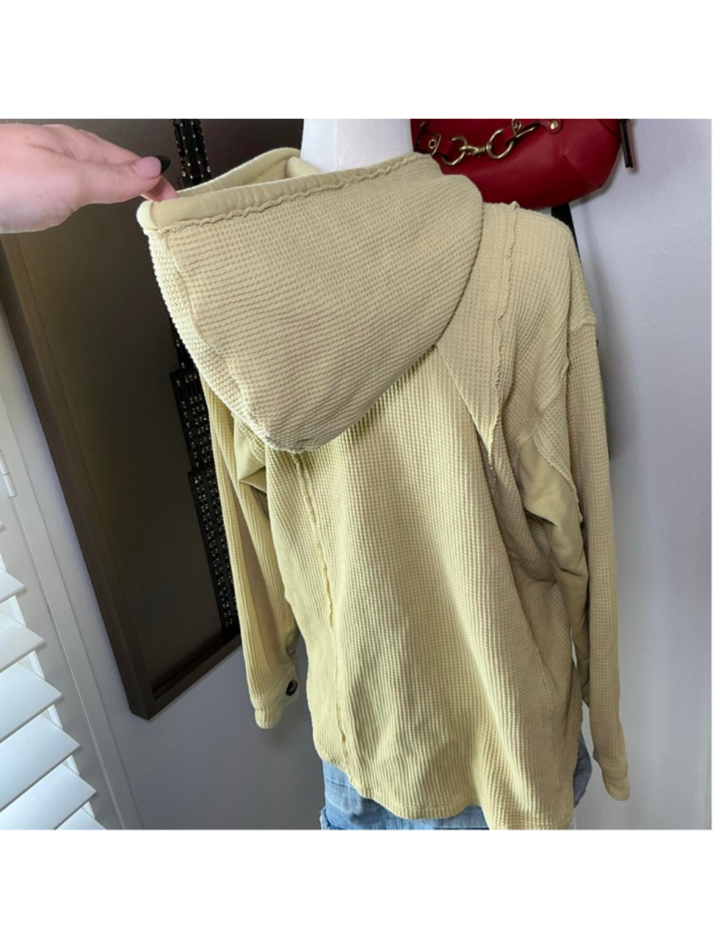 American Eagle Yellow Waffle Knit Hooded Button Up Shacket Small - Picture 4 of 4